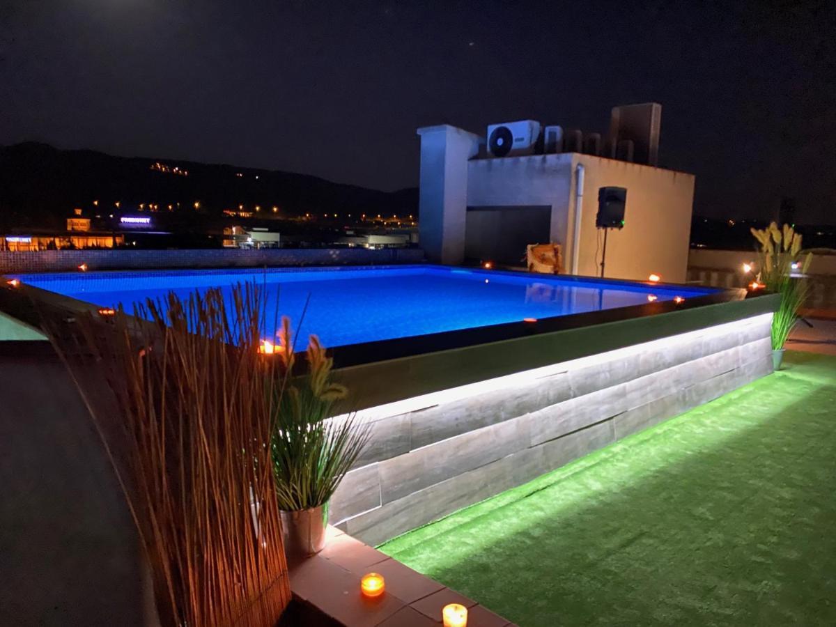 Hotel Fonda Neus Sant Sadurní dʼAnoia Exteriér fotografie