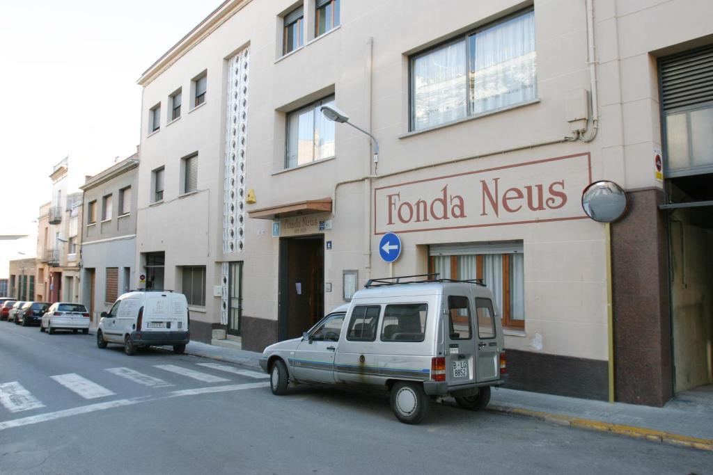 Hotel Fonda Neus Sant Sadurní dʼAnoia Exteriér fotografie